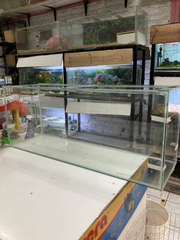 Acuario de vidrio 100x40x30 120 Litros