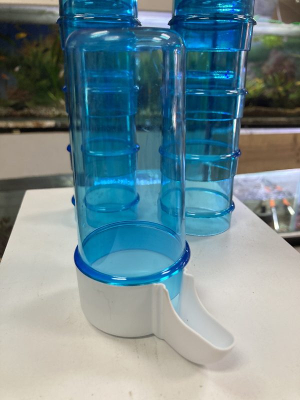 Bebedero azul talla  200 ML