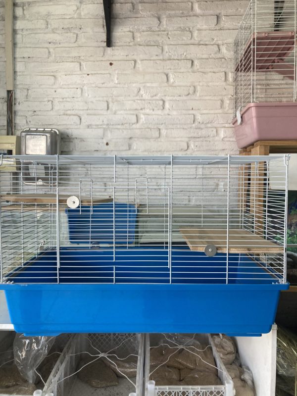 Jaula Azul con madera Usada
