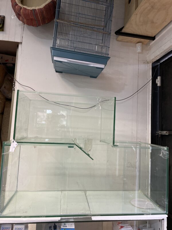 Tortuguero 100x40x40 160L 8mm con plataforma
