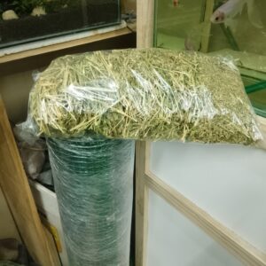 Heno de alfalfa de 430 gramos